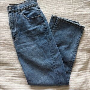 Abercrombie & Fitch Ankle Straight Ultra High Rise Jeans